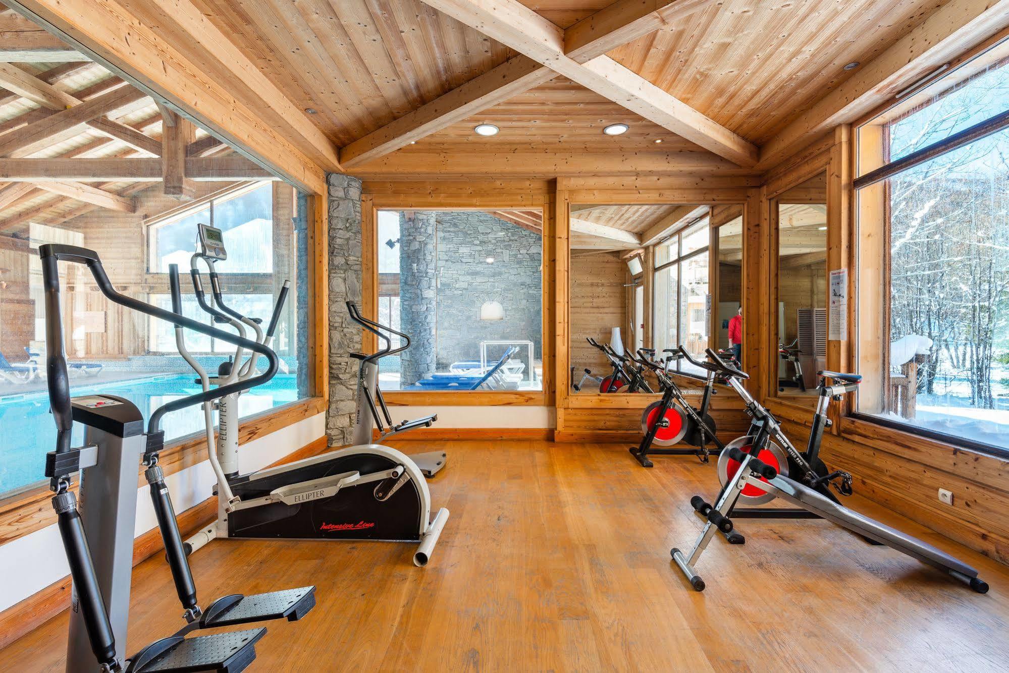 Lagrange Vacances Le Hameau Du Rocher Blanc Serre Chevalier Eksteriør bilde